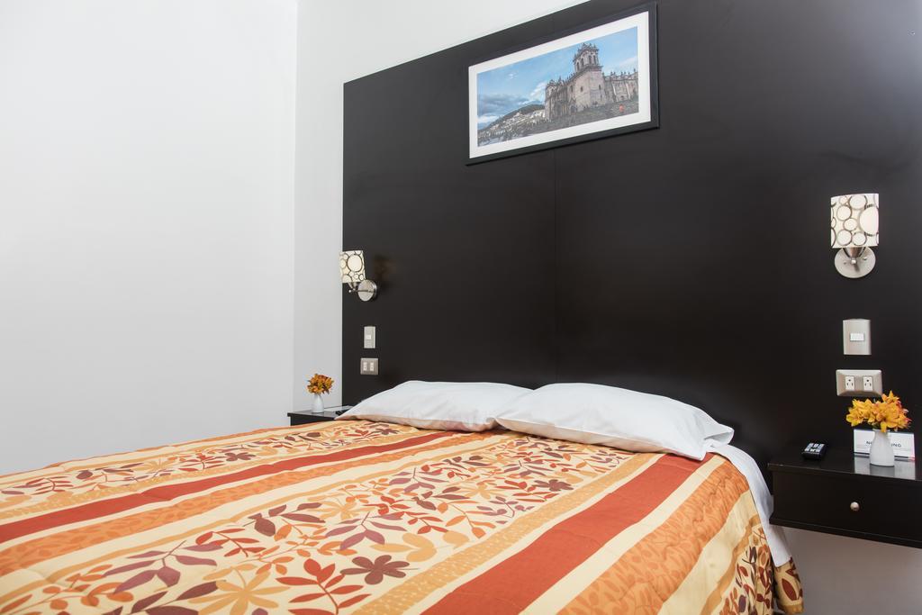 Hostal & Apartments El Triunfo Cusco Ngoại thất bức ảnh